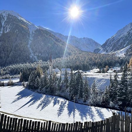 Alpine Apartments St-Sigmund Sankt Sigmund im Sellrain Luaran gambar