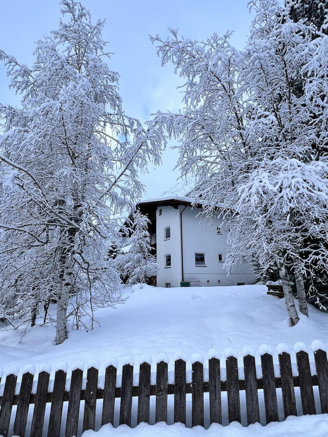 Alpine Apartments St-Sigmund Sankt Sigmund im Sellrain Luaran gambar